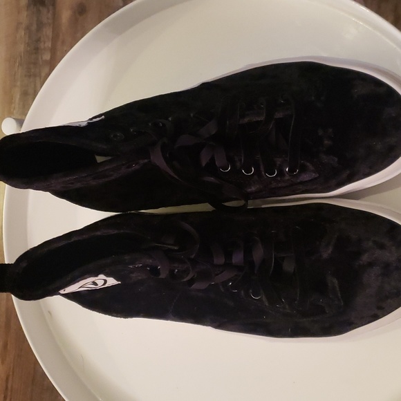Van's Black Crushed Velvet Sentry Hi-top Sneakers size 10. FF27 - Picture 5 of 7